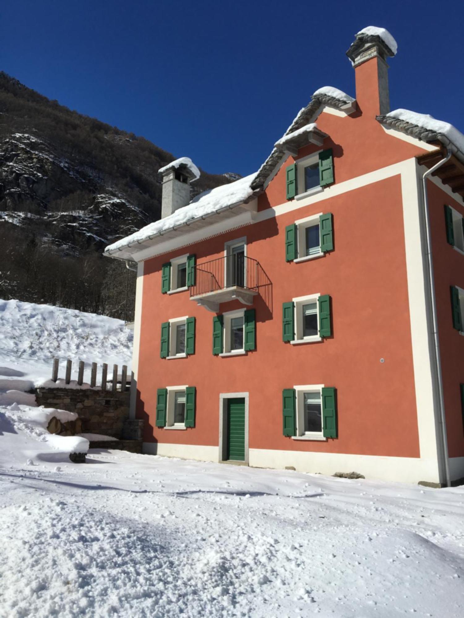 Myverzasca Resort Casa Rossa Brione  Ngoại thất bức ảnh