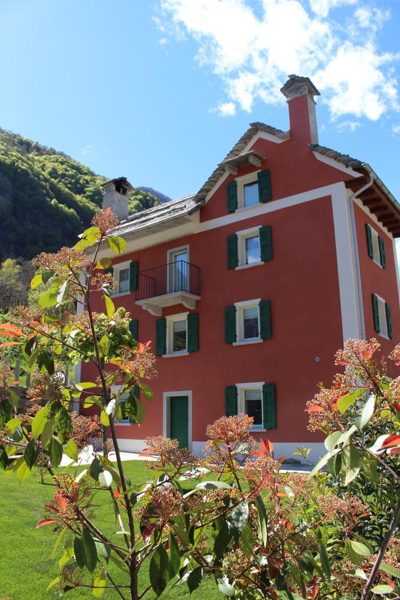 Myverzasca Resort Casa Rossa Brione  Ngoại thất bức ảnh