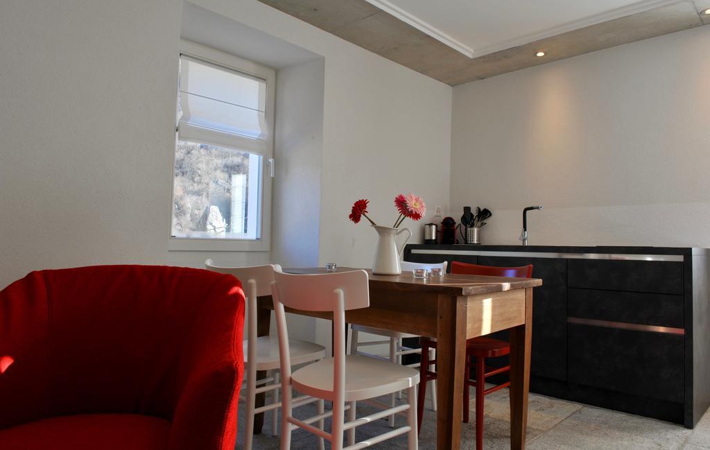 Myverzasca Resort Casa Rossa Brione  Phòng bức ảnh