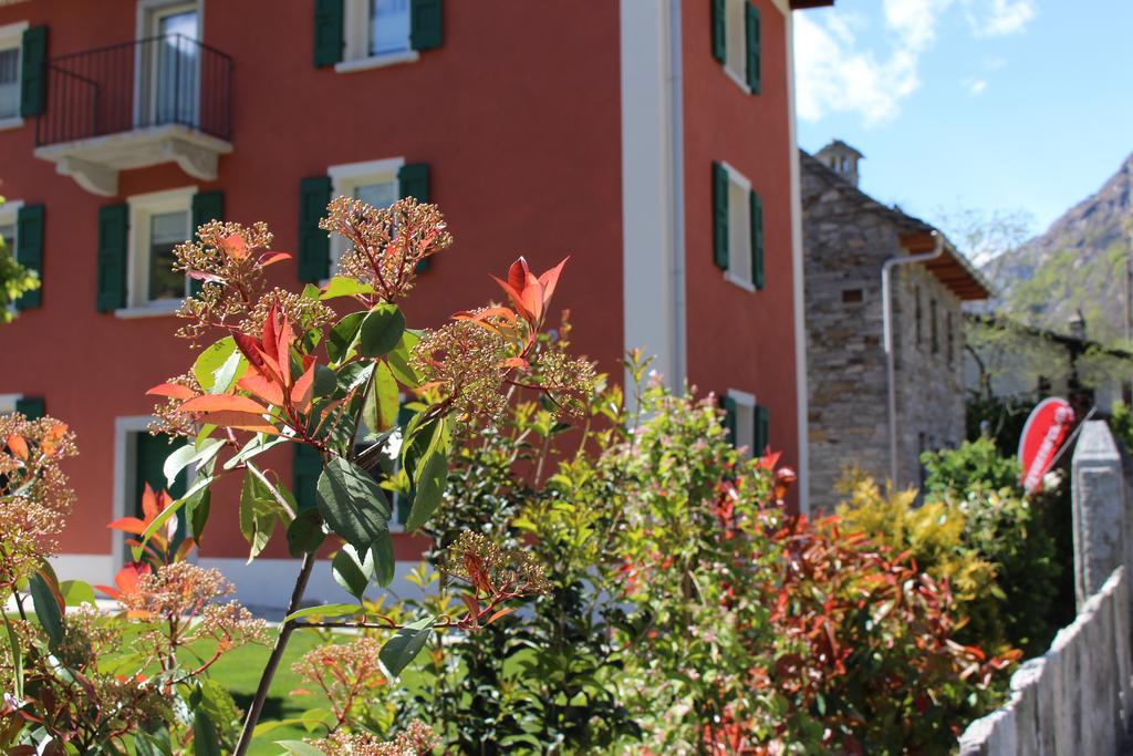 Myverzasca Resort Casa Rossa Brione  Ngoại thất bức ảnh