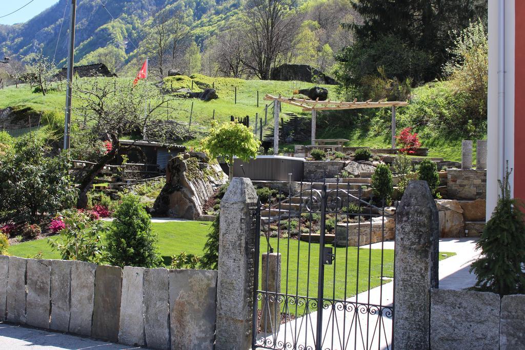Myverzasca Resort Casa Rossa Brione  Ngoại thất bức ảnh