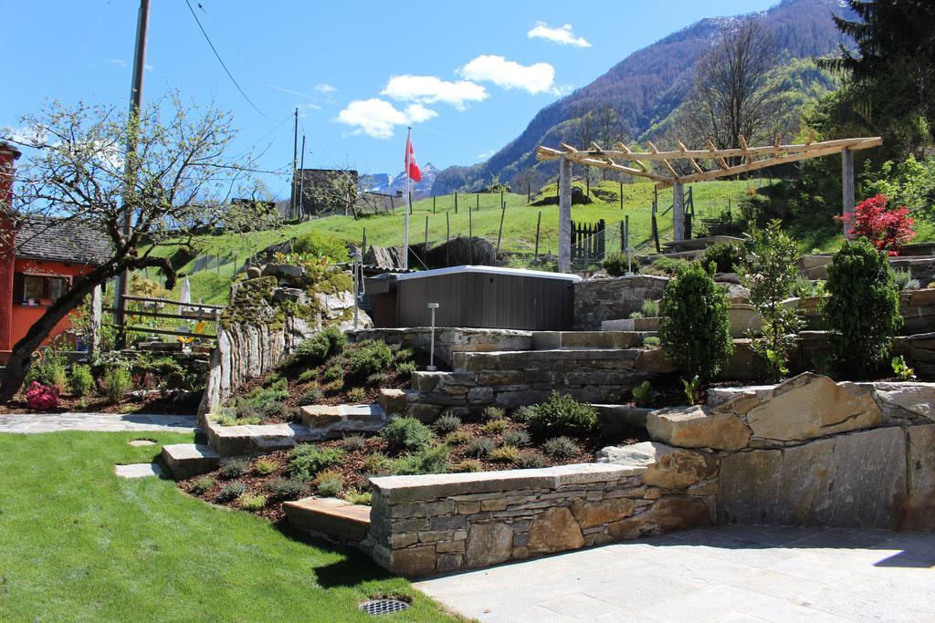 Myverzasca Resort Casa Rossa Brione  Ngoại thất bức ảnh